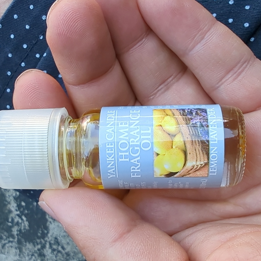 Rare & Discontinued - Yankee Candle Lemon Lavender Oil Warmer Scent